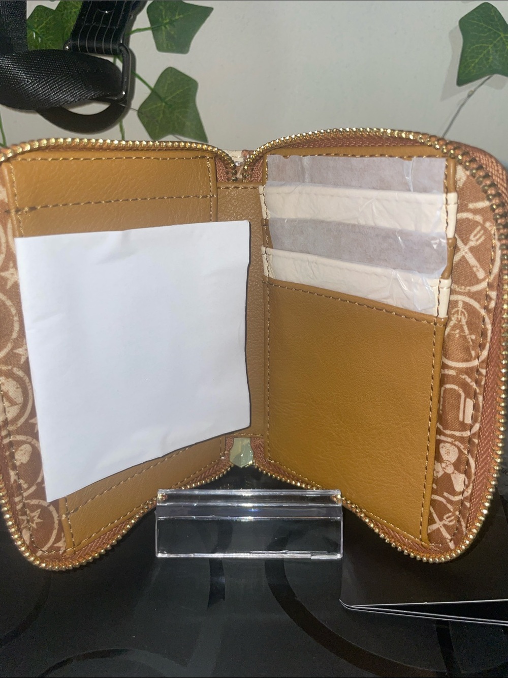 Loungefly Disney Atlantis: The Lost Empire Milo Small Zip Wallet - Picture 4 of 4